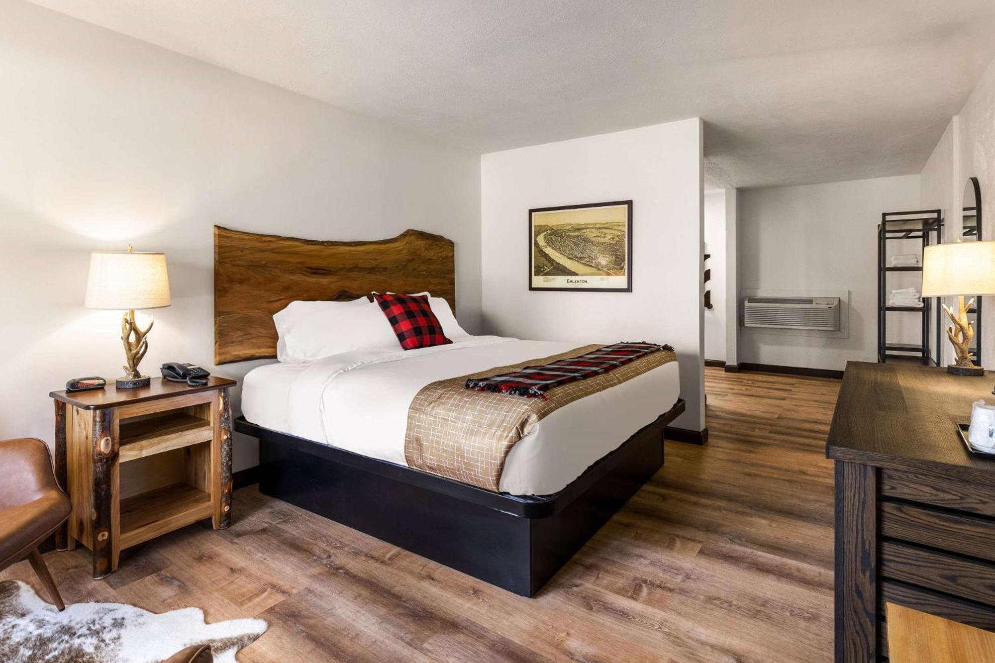 Travelodge By Wyndham Emlenton Εξωτερικό φωτογραφία